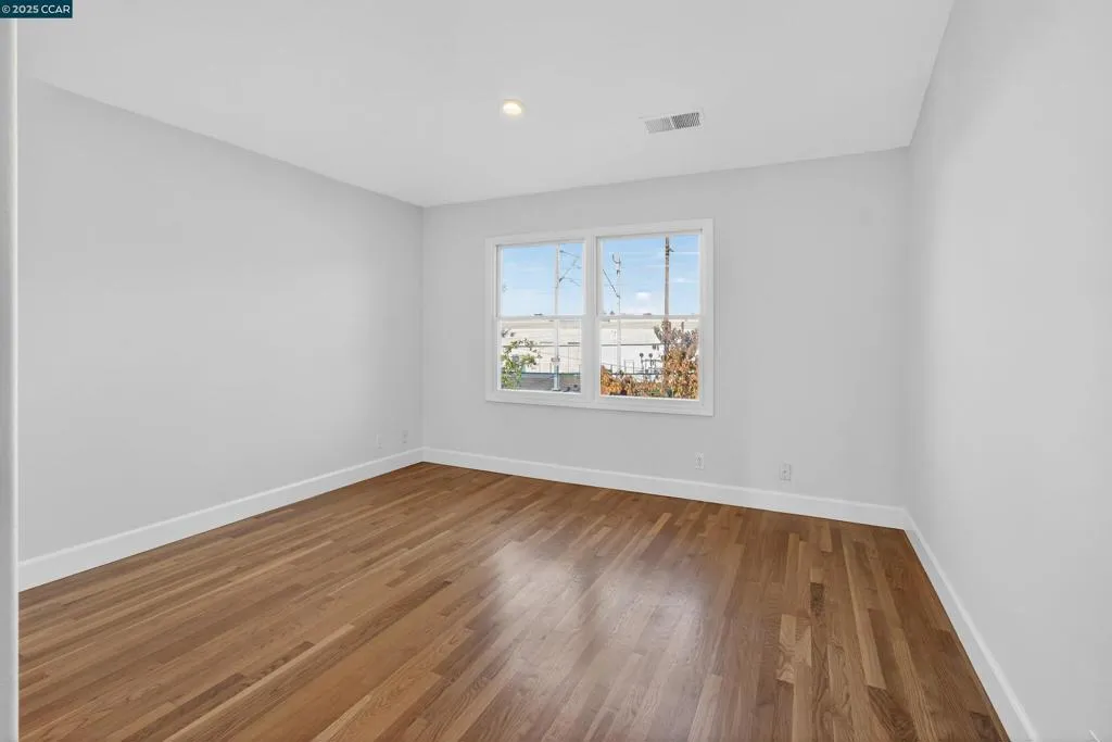 2425 Alvarado Dr, Santa Clara, California 95051 home-pic-38